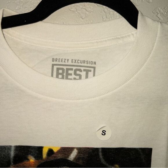 NIP Breezy Excursion White G Code Raiders T-Shirt Size Small - Picture 3 of 4